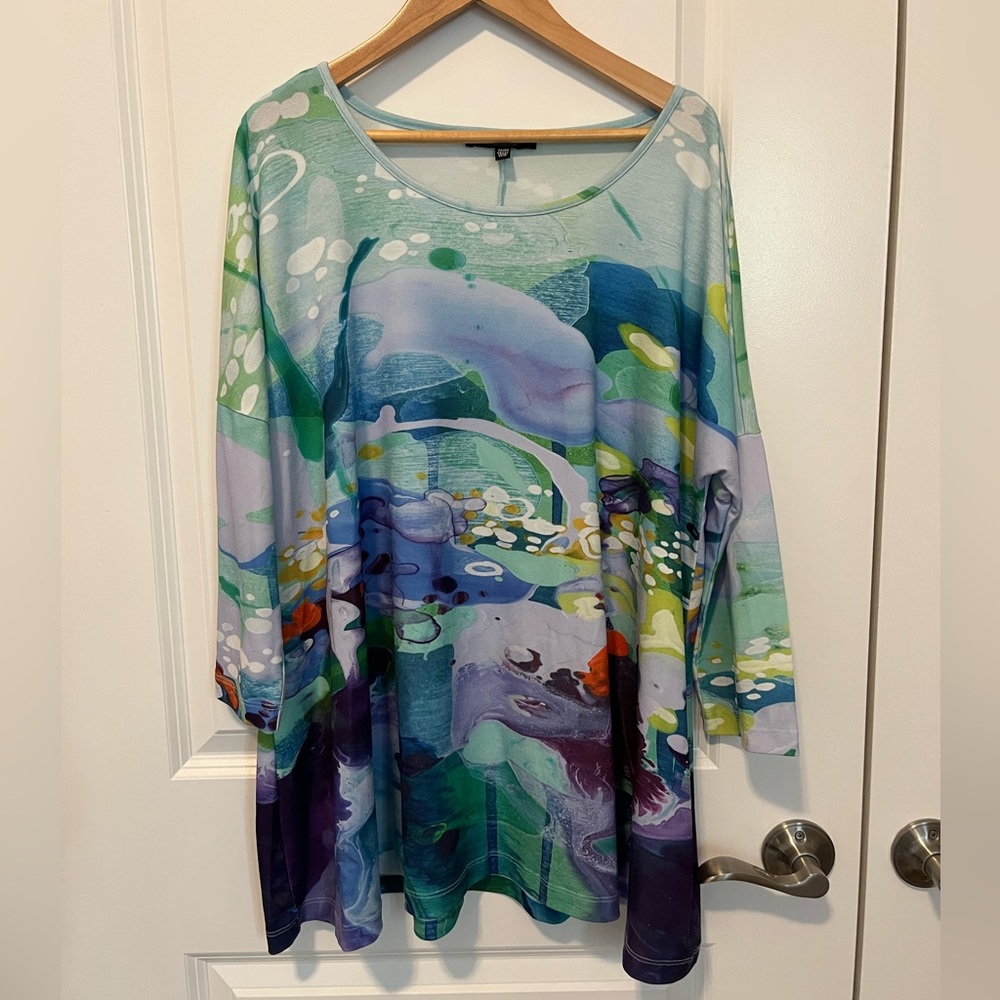 Multicolored top